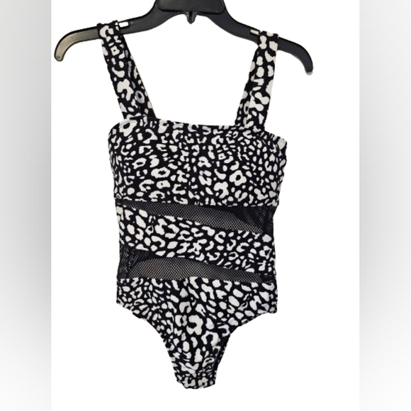 Carmen Marc Valvo Black and White One Piece Swim Suit Women's Size 10 NWOT - Picture 1 of 7